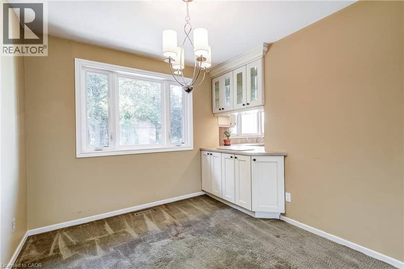 1360 MAJESTIC Drive — photo 11 of 40