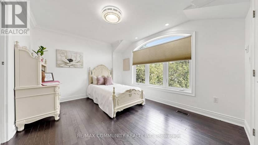 118 Harewood Avenue — photo 30 of 40