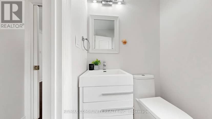 118 Harewood Avenue — photo 32 of 40