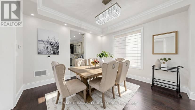 118 Harewood Avenue, Toronto, photo 6