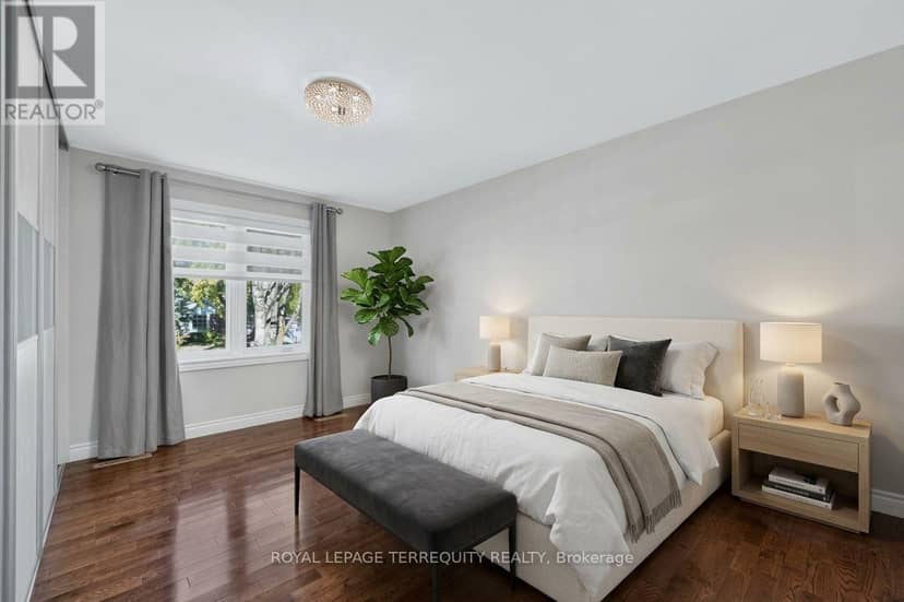 9 Brightbay Crescent — photo 19 of 40