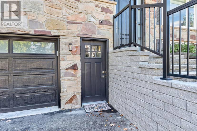 9 Brightbay Crescent — photo 31 of 40