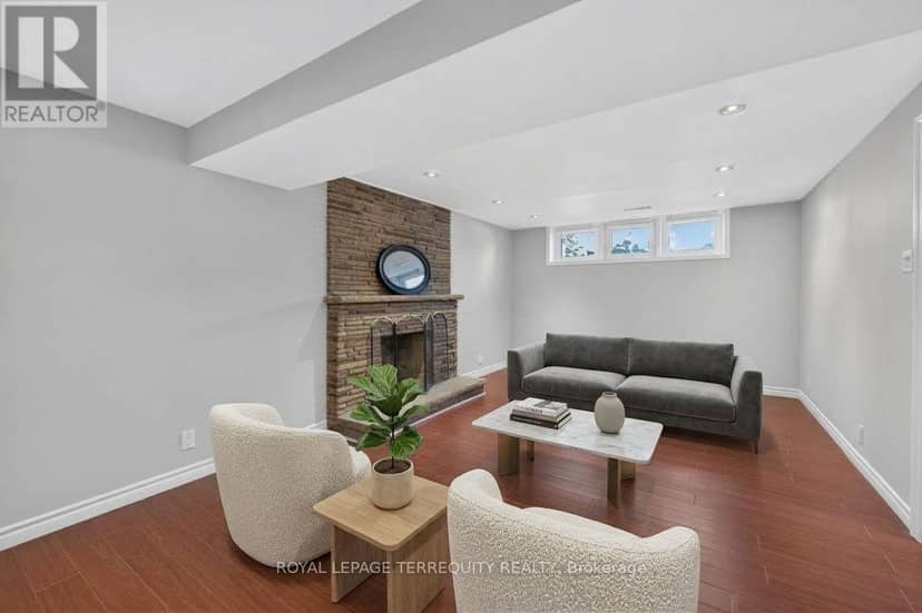 9 Brightbay Crescent — photo 33 of 40