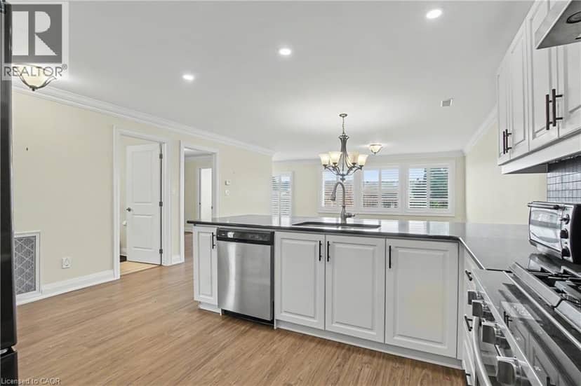 22 SISTER KERN Terrace — photo 12 of 32
