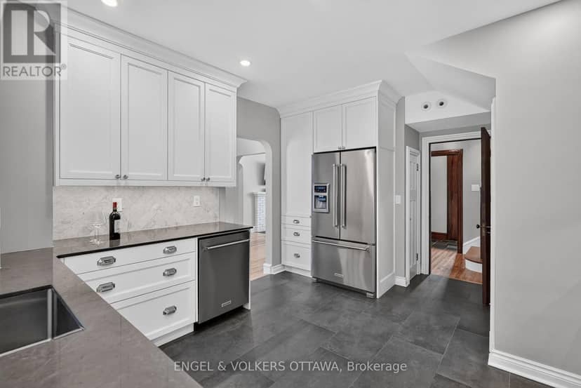 509 Island Park Drive — photo 15 of 40