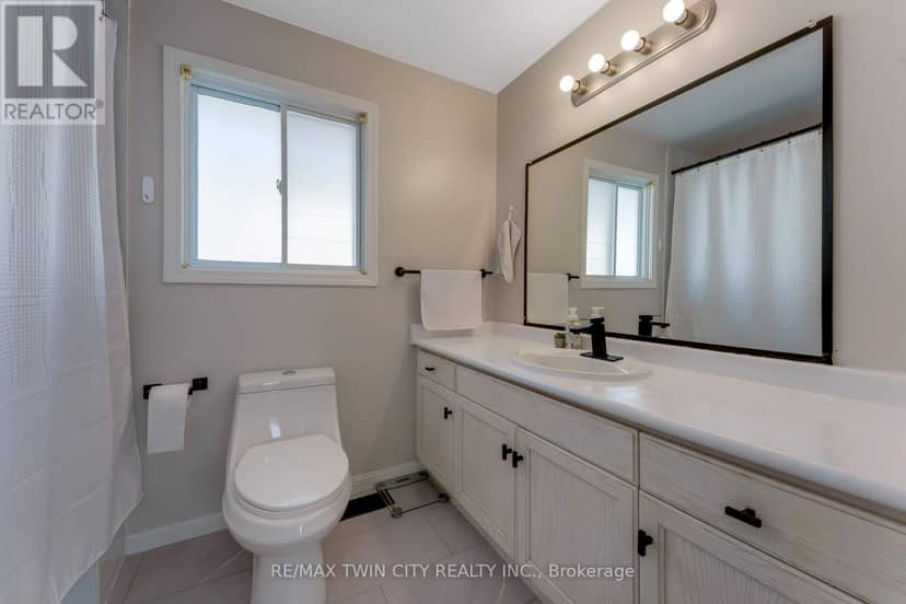 268 Keewatin Avenue — photo 22 of 40