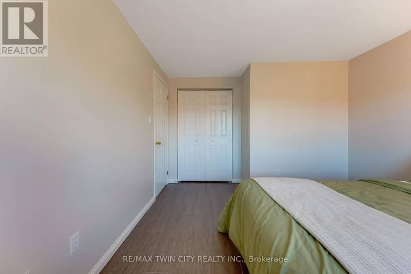 268 Keewatin Avenue — photo 26 of 40