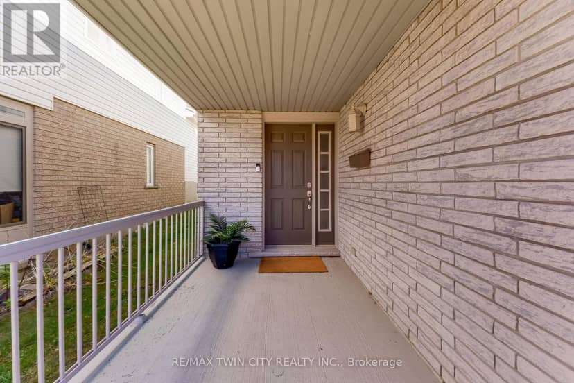268 Keewatin Avenue, Kitchener, photo 3