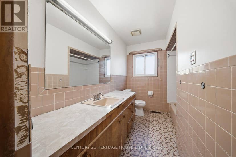 486 Chatham Street — photo 16 of 35