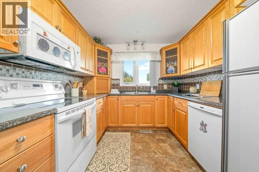 29 Cairns Way SE — photo 11 of 31