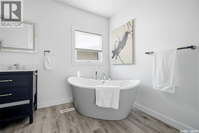 3105 Assiniboine AVENUE — photo 20 of 40