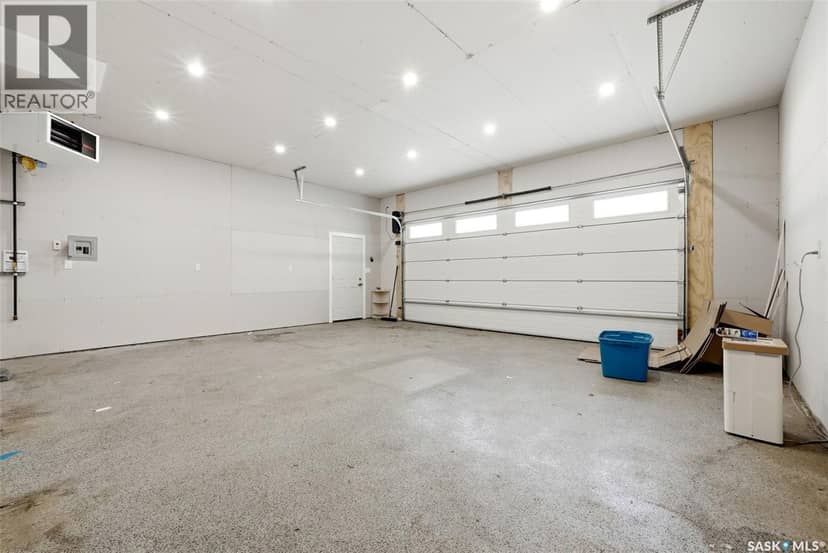 3105 Assiniboine AVENUE — photo 38 of 40