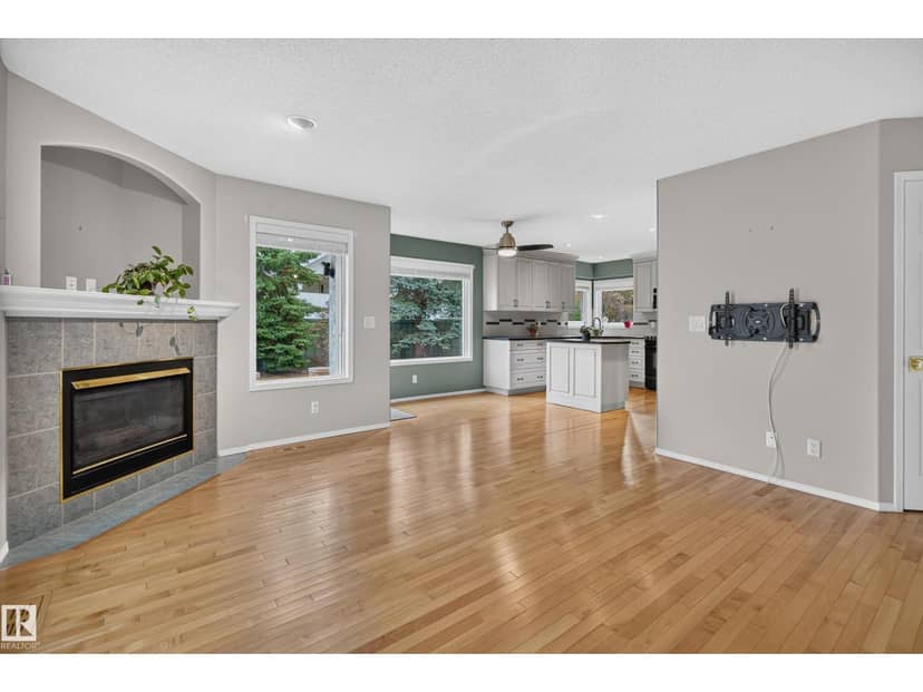 627 Wotherspoon Cl NW — photo 19 of 40