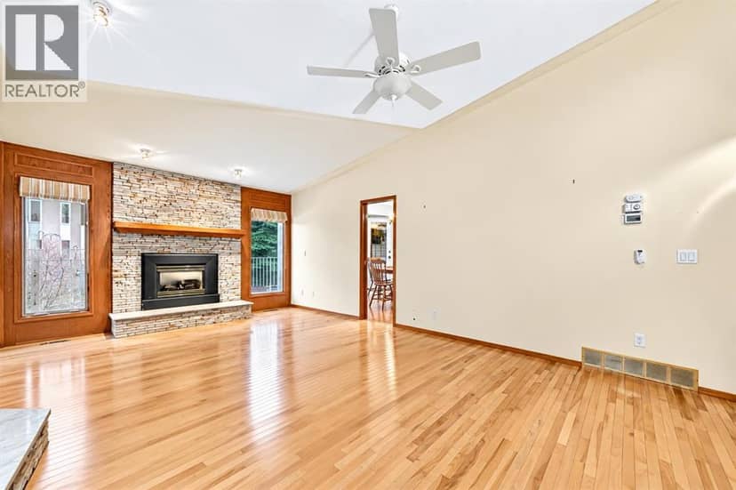 1030 Shawnee Road SW, Calgary, photo 4
