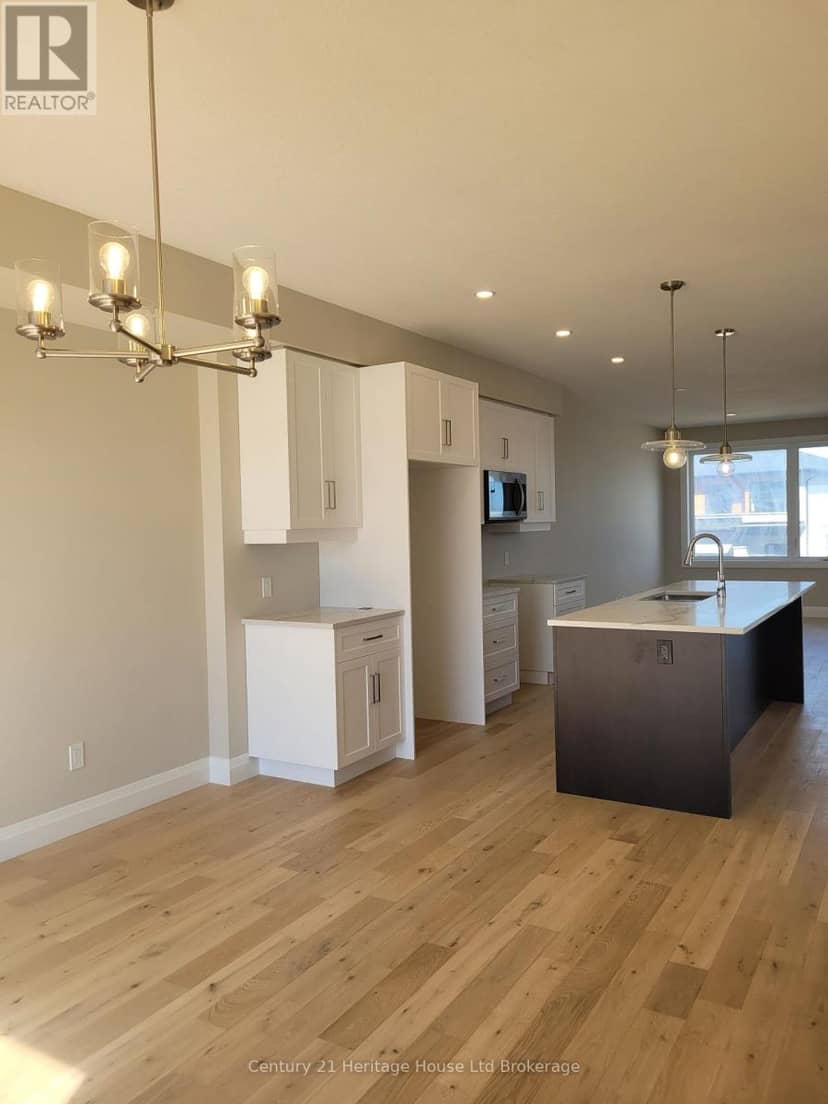 304 Kading Crescent — photo 11 of 23