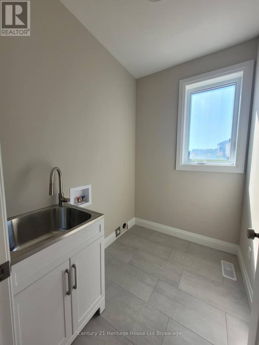 304 Kading Crescent — photo 16 of 23