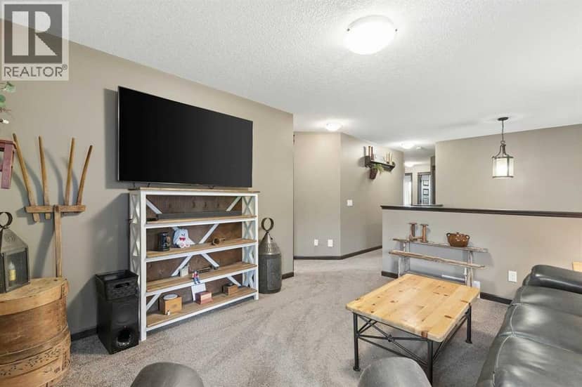 32 Cranarch Bay SE — photo 19 of 40