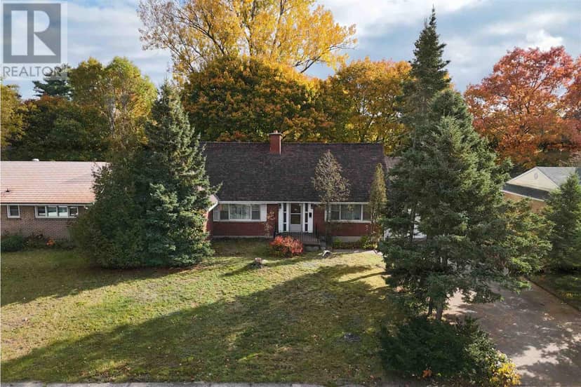 119 Parkdale DR, Sault Ste. Marie, photo 2
