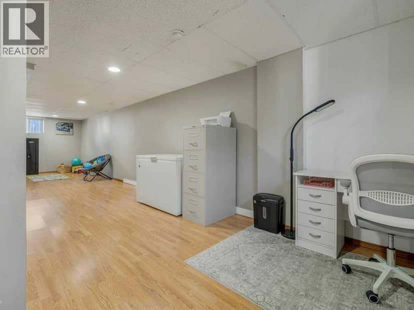 5504 42 Avenue — photo 30 of 40