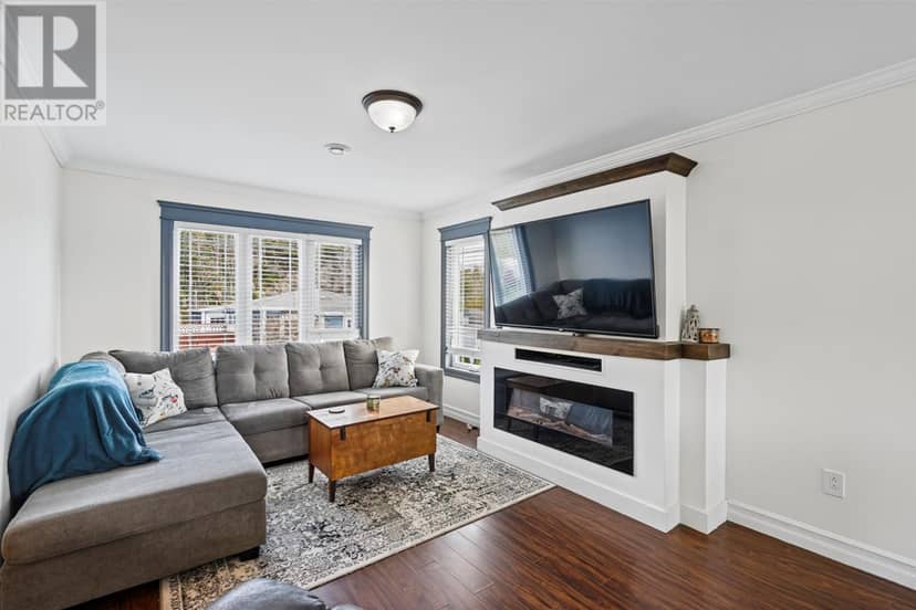 14 Humphrey Street — photo 14 of 36