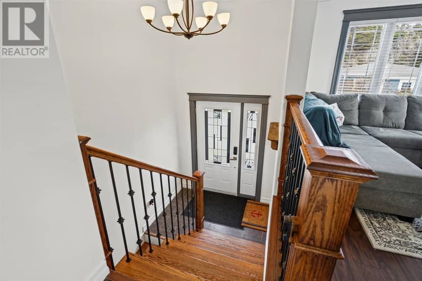 14 Humphrey Street — photo 28 of 36