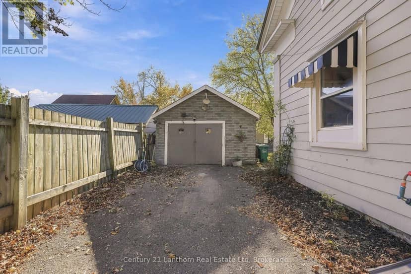 382 Front Street — photo 36 of 40