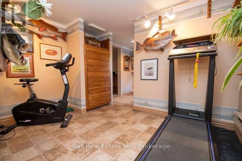 758 Duffus Drive — photo 17 of 40