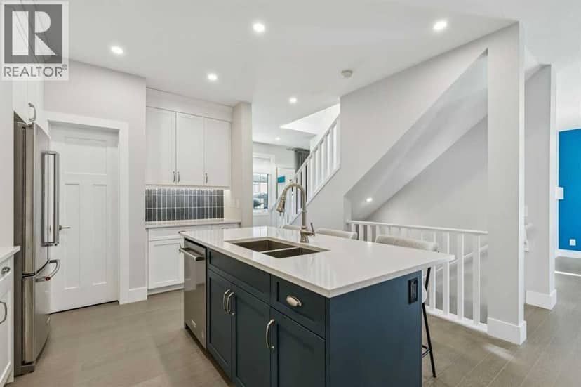 16 Treeline Lane SW, Calgary, photo 5