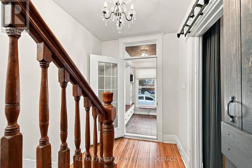 463 Victoria Street, Kingston, photo 8
