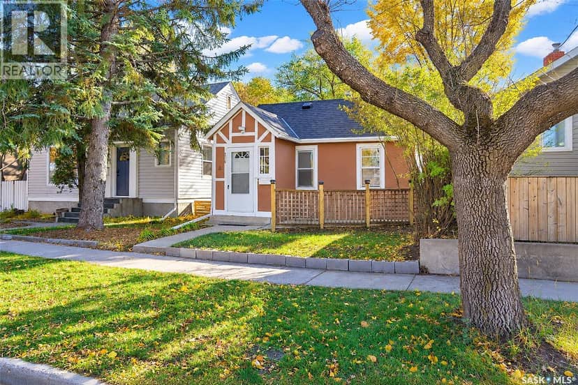 206 4th STREET E, Saskatoon, photo 2