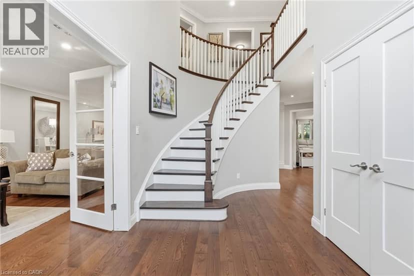 73 RICHMOND Crescent — photo 20 of 40