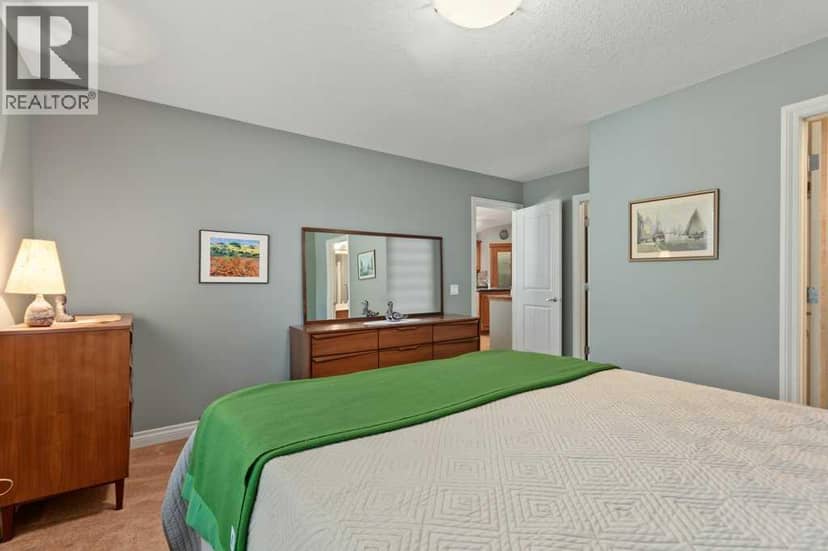 197 Cimarron Drive — photo 17 of 33