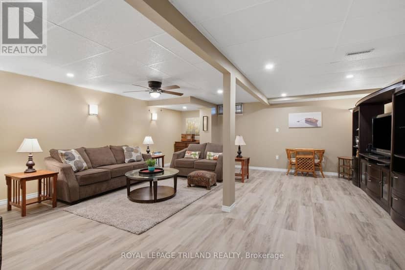 48 - 163 Pine Valley Drive — photo 27 of 39