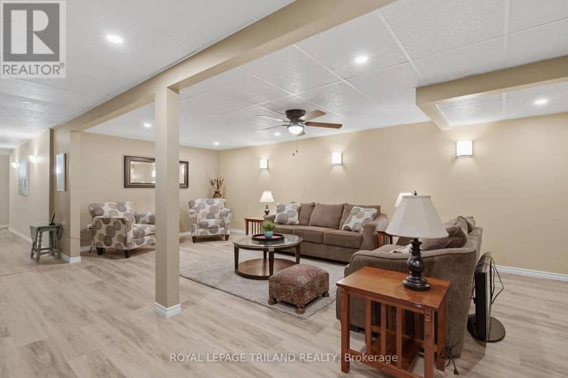 48 - 163 Pine Valley Drive — photo 28 of 39