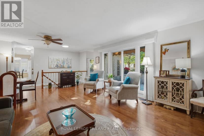 48 - 163 Pine Valley Drive, London South, photo 5