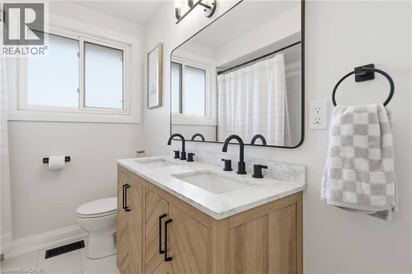 48 STONEY BROOK Drive — photo 29 of 40