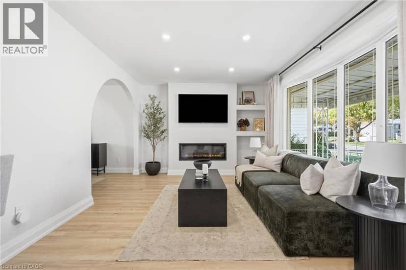 48 STONEY BROOK Drive — photo 17 of 40