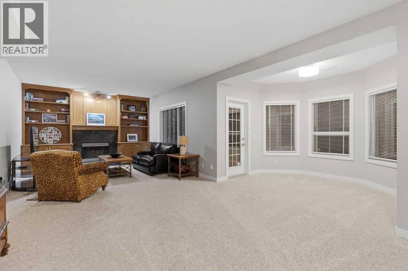 211 Douglasview Road SE, Calgary, photo 6