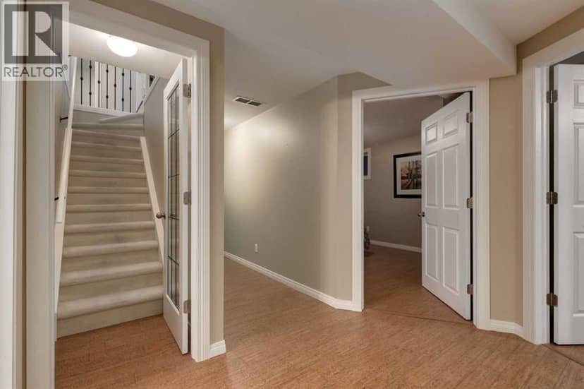 4 ARBOUR CLIFF Court NW — photo 27 of 40