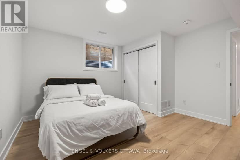 278 Spencer Street — photo 39 of 40