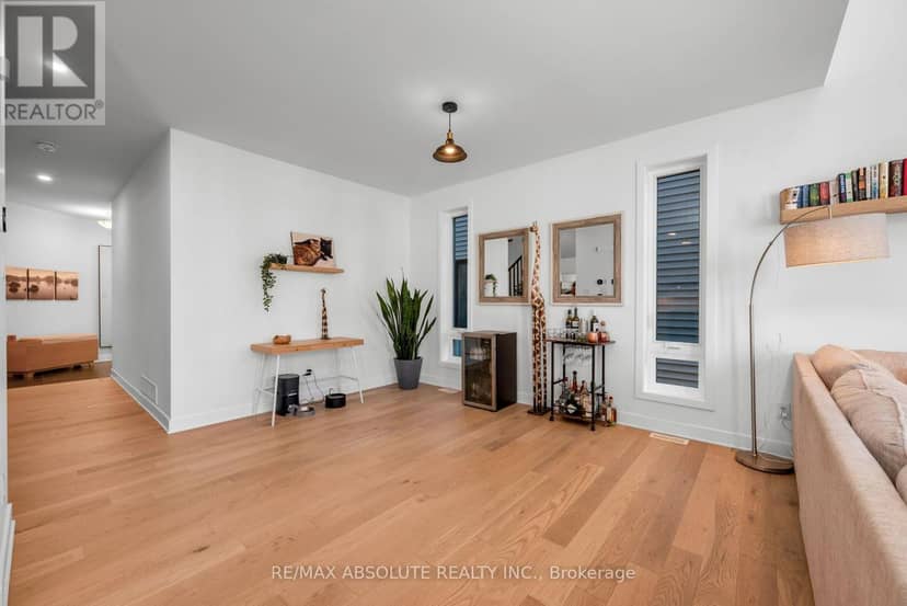 682 Borbridge Avenue — photo 11 of 40