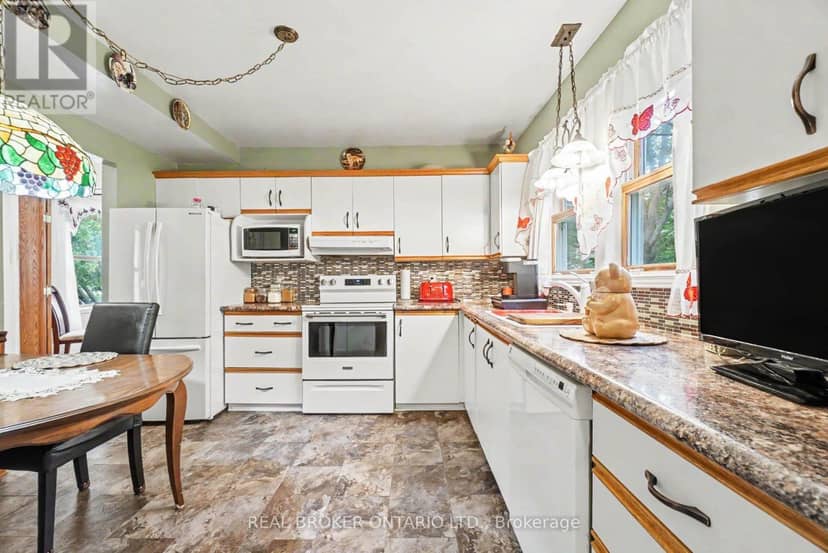 8491 County Rd 7 Road — photo 11 of 32