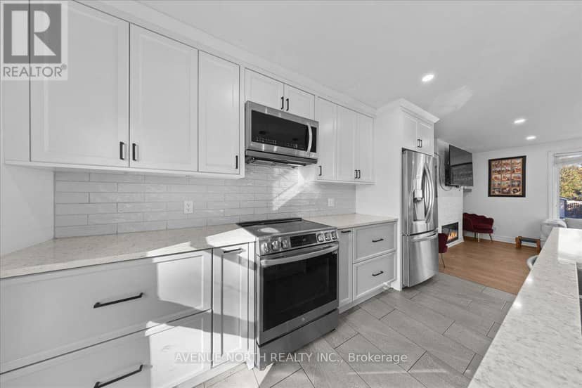 1524 Beaconfield Street — photo 10 of 39