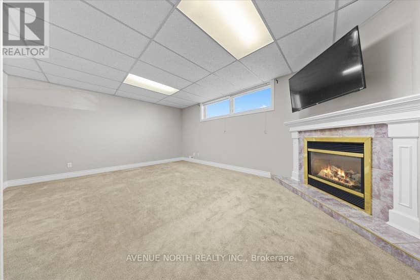 1524 Beaconfield Street — photo 21 of 39
