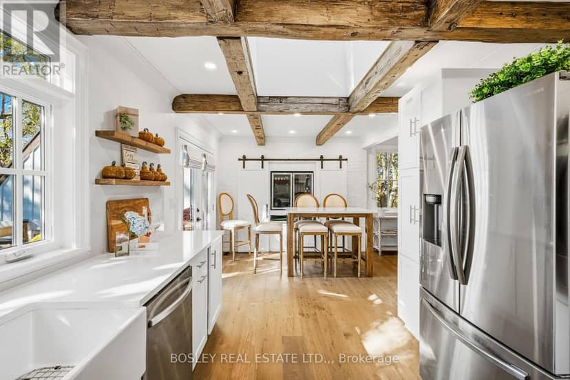 25 Queenston Street — photo 17 of 40