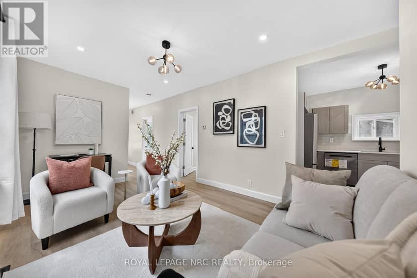 51 Queen Street S — photo 11 of 40