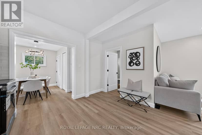 51 Queen Street S — photo 19 of 40