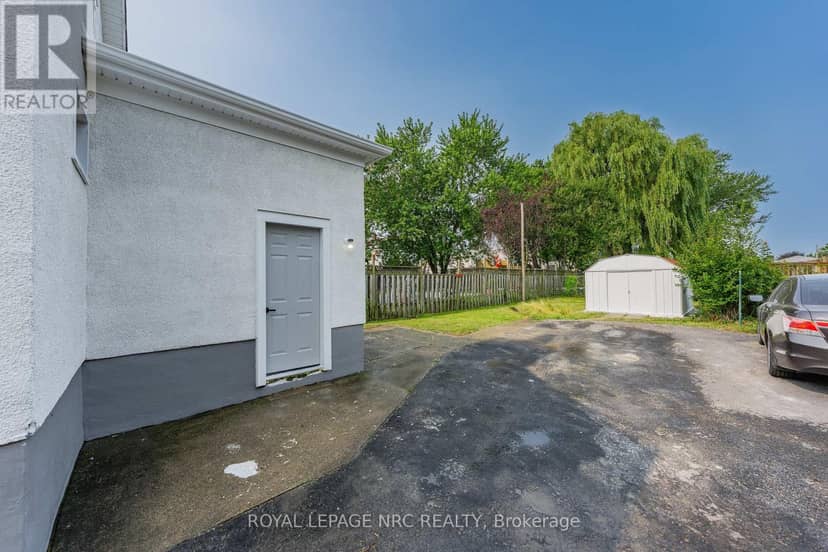 51 Queen Street S — photo 33 of 40