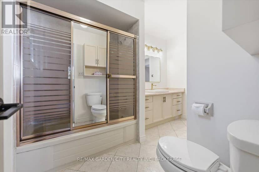 19 Berkhout Terrace — photo 19 of 40