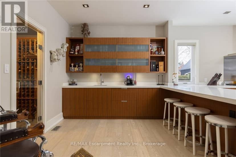 287 Macdonald Road — photo 14 of 40